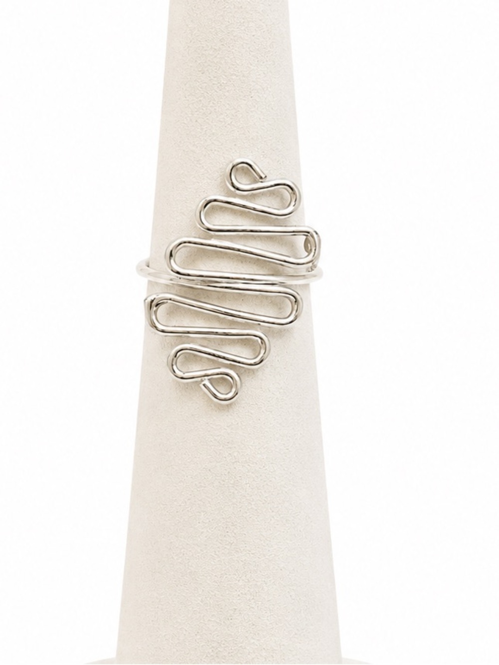 Silver wavy wire ring size 8.5